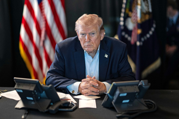 Политолог объяснил жесткую риторику Трампа в адрес Ирана