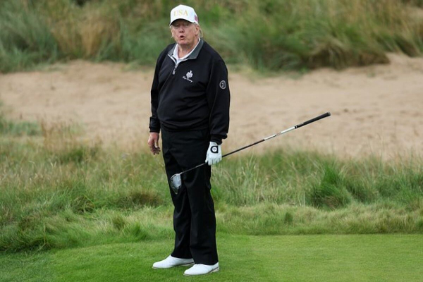 Трамп предложил Обаме сыграть в гольф прямо на похоронах Джимми Картера