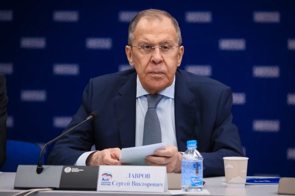 Лавров и Аракчи обсудили прекращение огня в Персидском заливе