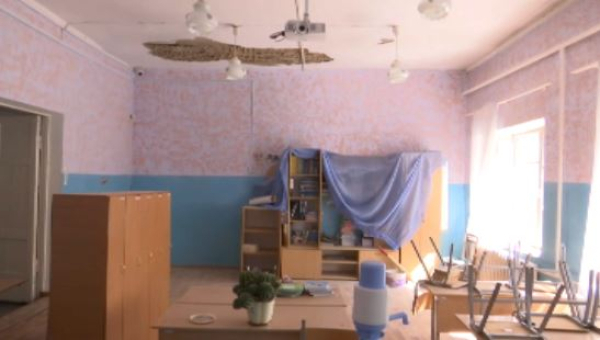 Аварийную начальную школу закрыли в Петропавловске