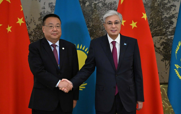 Глава государства принял генерального директора Китайской национальной корпорации ядерной промышленности (CNNC) Шэнь Яньфэна