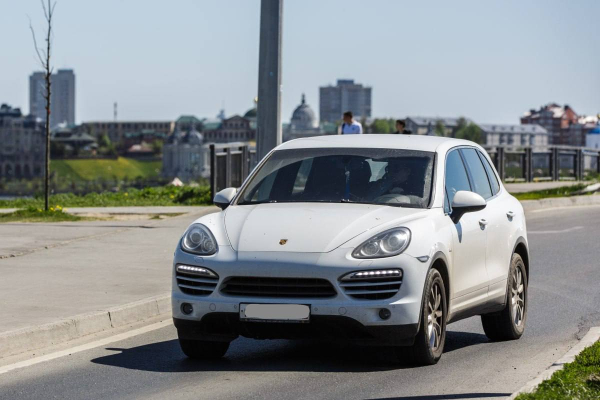 Porsche Cayenne, который изъяли у&nbsp;семьи экс-мэра Бугульмы, купили за&nbsp;5,6&nbsp;млн рублей