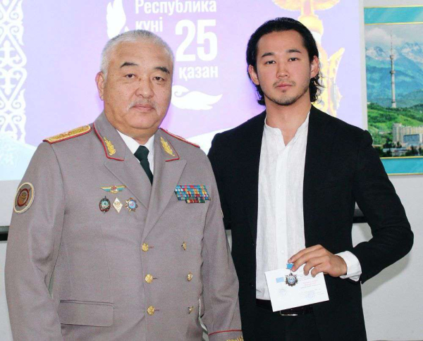 Актера наградили за спасение