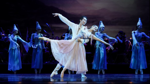 Праздничный концерт &laquo;Мәңгі ел&raquo; в театре &laquo;Астана Балет&raquo;: премьеры хореографических миниатюр &laquo;Қарлығаш&raquo; и &laquo;Құрбылар&raquo;