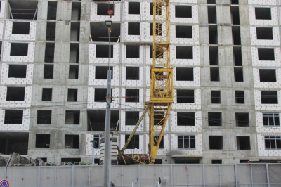 В Хабаровске напротив ДВГУПС построят две высотки на 758 жителей: парковочных мест будет почти в три раза меньше