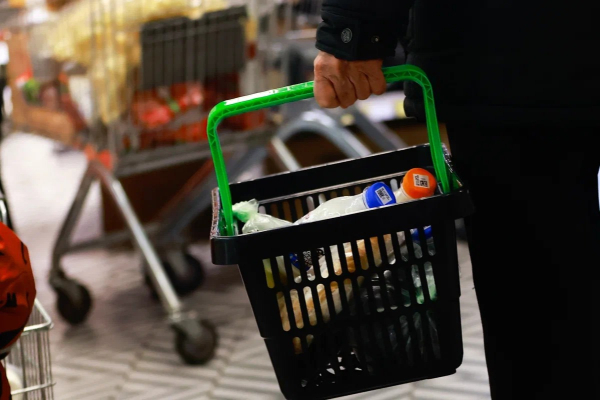 Цены на социально значимые продукты хотят заморозить