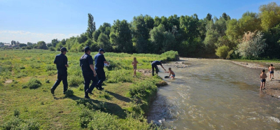 Купальный сезон: спасатели Туркестанской области вытащили из воды троих