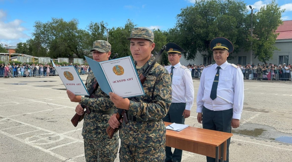 В Атобе солдаты приняли воинскую присягу