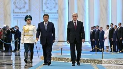 Торжественная церемония встречи лидера КНР Си Цзиньпина состоялась в Акорде
