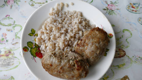 Предпринимателям не хватает денег на еду школьникам Астаны