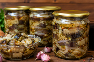 Баклажаны &laquo;Шашлычные&raquo; на зиму: необычная закатка с пряными нотами