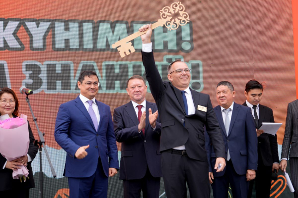 Они учат мечтать и действовать: в Рудном заработала школа нового поколения