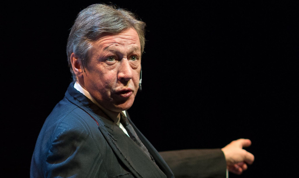 Врач Кондрахин предположил, что одышка Ефремова, вероятно, связана с ХОБЛ