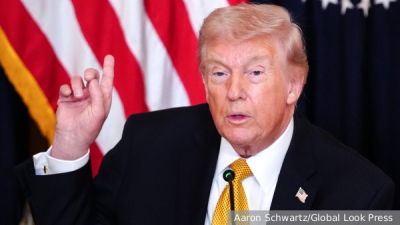 Обломки сбитой ракеты рухнули на жилой район Абу-Даби