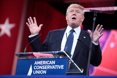 Гренландцы и датчане скупают антиамериканскую версию кепки MAGA