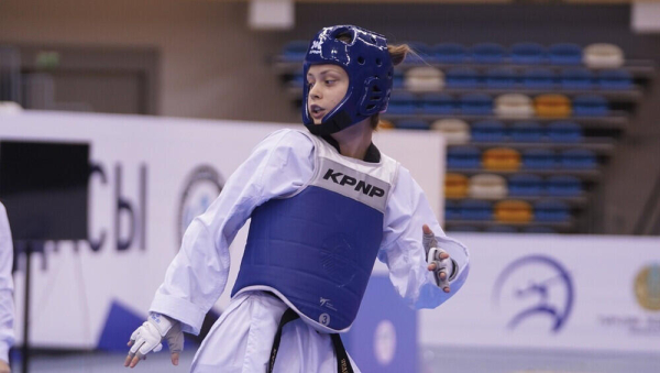 Казахстанская таеквондистка завоевала золото на клубом чемпионате Азии