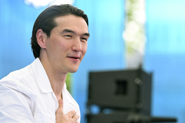 Продюсер оценил перспективы карьеры комика Сабурова без аудитории из России