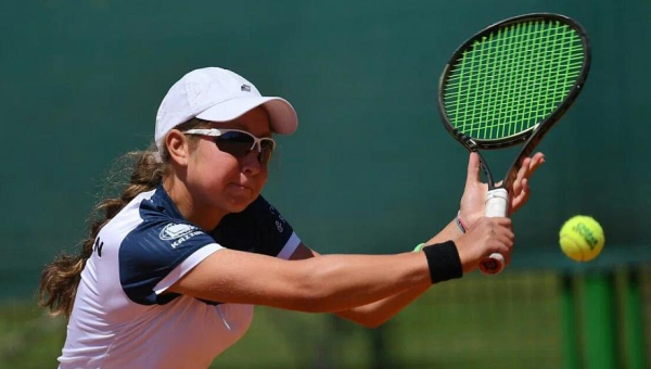Казахстанки стартовали с побед на чемпионате мира по теннису среди юниорок