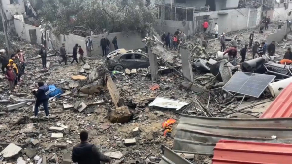 По густонаселённому району сектора Газа нанесли новые удары: 70 человек погибли