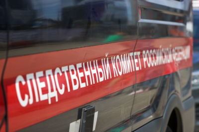 Школьник пришел на занятия с пистолетом, топором и ножом