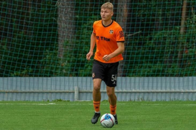 В &laquo;Урале&raquo; не будут расторгать контракт с обвиняемом в убийстве футболистом Секачом