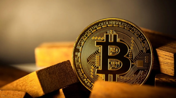 Крипторынок укрепляется: биткоин уходит от сентябрьских минимумов