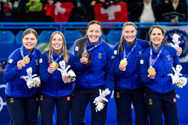 Шведские керлингистки забрали олимпийское золото