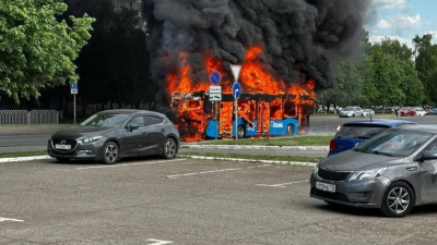 В Челнах на дороге вспыхнул пассажирский автобус 24/05/2026 &ndash; Новости