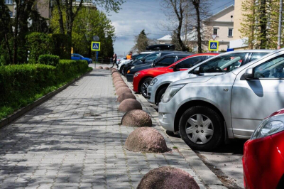 Платная парковка у ж/д вокзала &quot;Астана&quot; станет дешевле