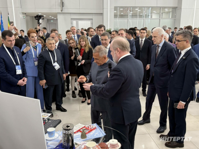 Казанда Россия венчур форумы: &laquo;Технологик лидерлык системалы эштән тора&raquo;