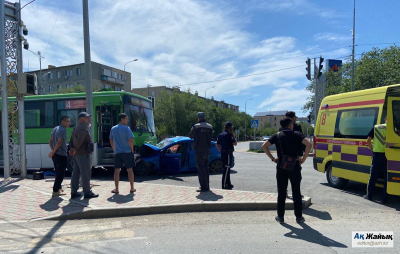 ДТП в Атырау: пострадали четверо, в том числе ребенок