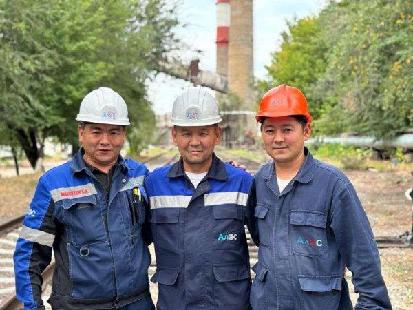 Вместе мы &mdash; сила: стаж Максутовых в энергетике превысил 100 лет