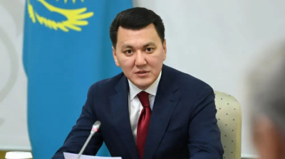 Ерлан Карин: президент поручил учесть предложения каждого казахстанца о парламентской реформе