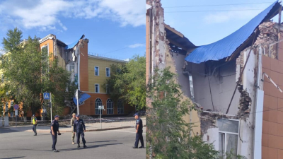 В Караганде рухнуло бывшее здание АТФ Банка