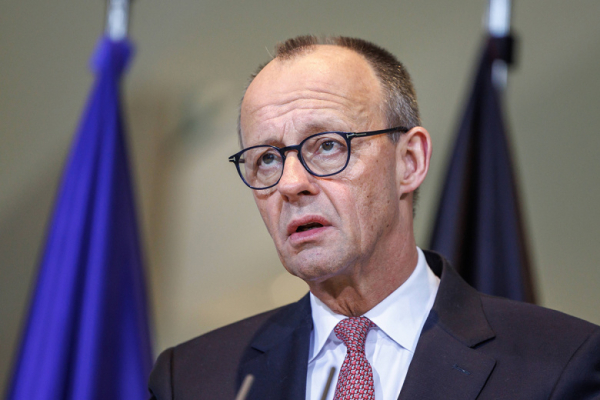 Мерц рассказал о плохих новостях для призывников с Украины