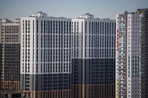 Казань назвали наименее доступным миллионником для семейной ипотеки. Только 1% квартир попадает в лимит