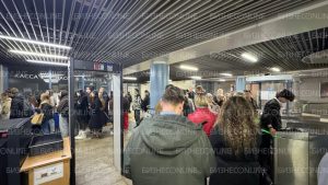 В метро Казани в утренний час пик произошел сбой оплаты банковскими картами
