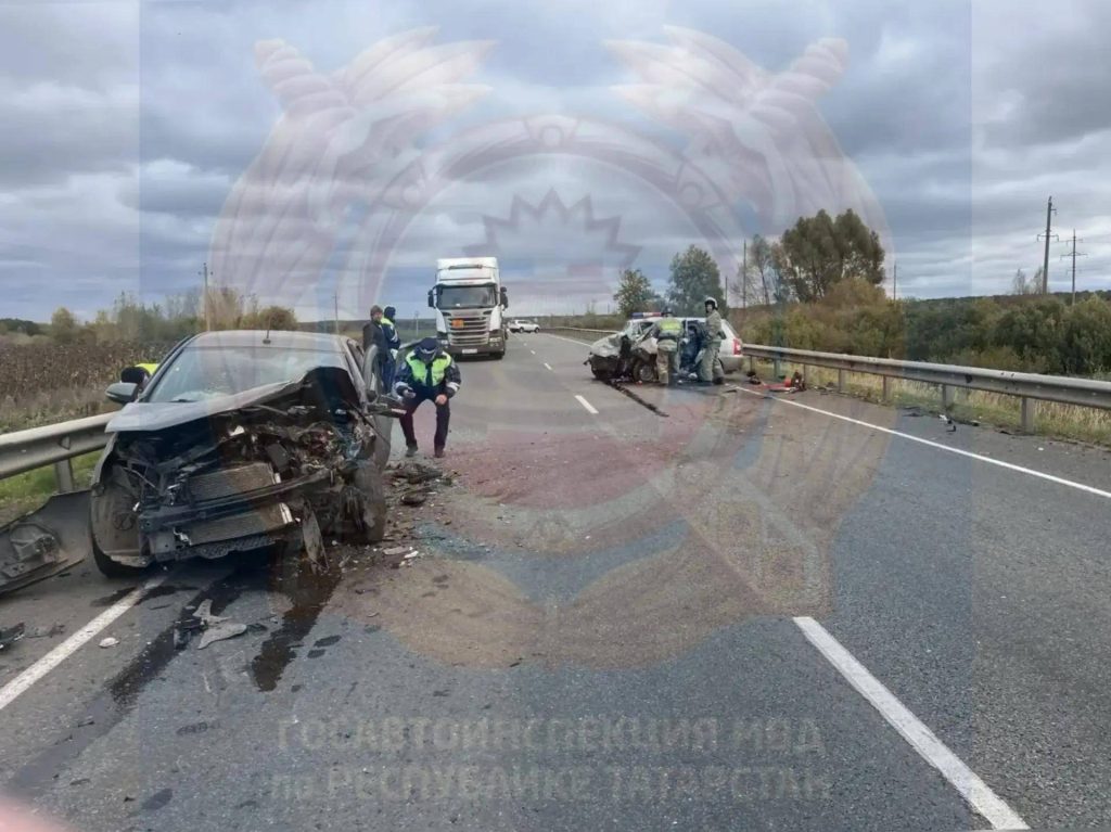 Две «Лады» столкнулись в Татарстане – погибли водитель и трехмесячный ребенок