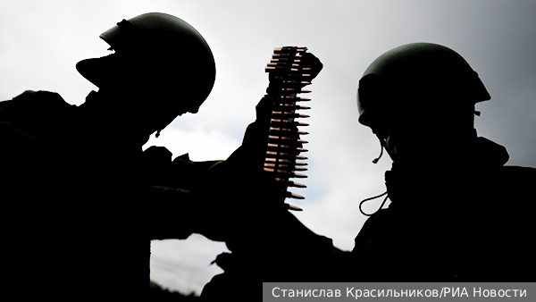 Эксперт: Украина лезет головой в петлю крупного окружения