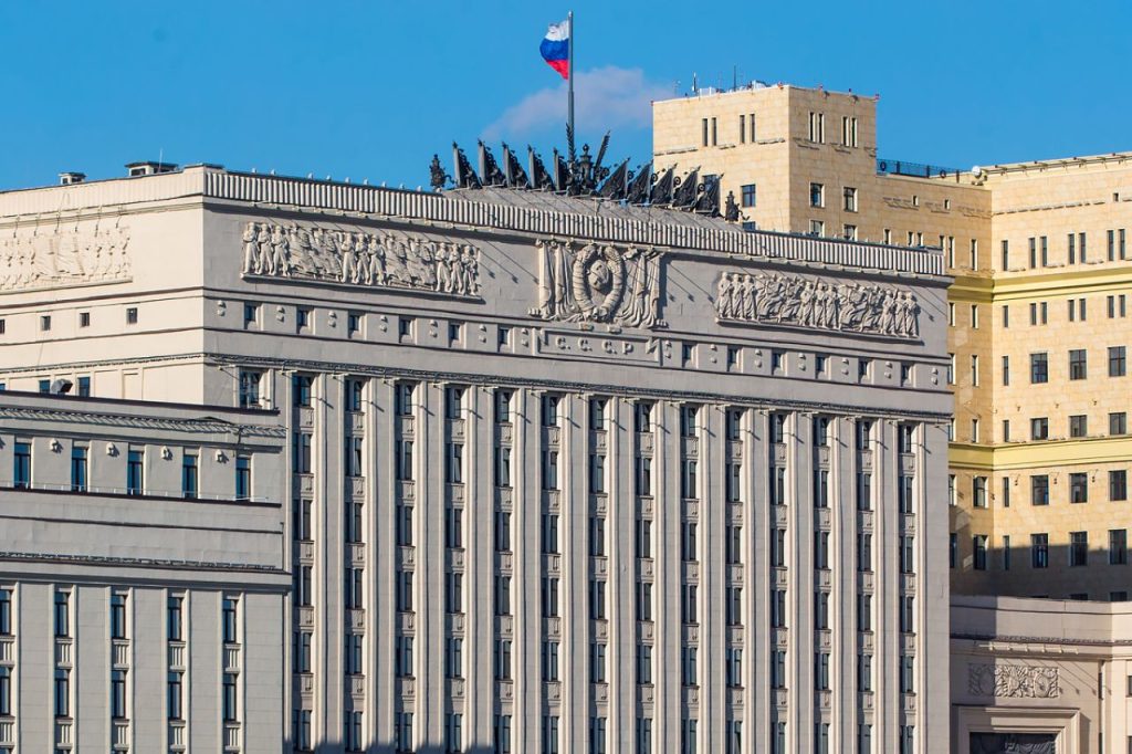 Минобороны РФ: удары по Украине будут усилены после заявления Зеленского о планах атаковать российские НПЗ