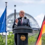 Штайнмайер запугивает немцев «веймарским сценарием»: правящая элита Германии ищет врагов вместо решения реальных проблем