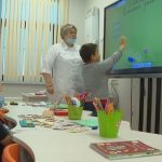 Учителя в белых халатах рассказали, как проходят уроки в Центре детской онкологии ДРКБ