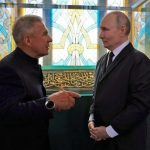 Минниханов поздравил Путина с днем рождения от имени жителей Татарстана