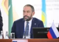 Рустам Минниханов наградил ректора КазГИКа медалью ордена «За заслуги перед РТ»