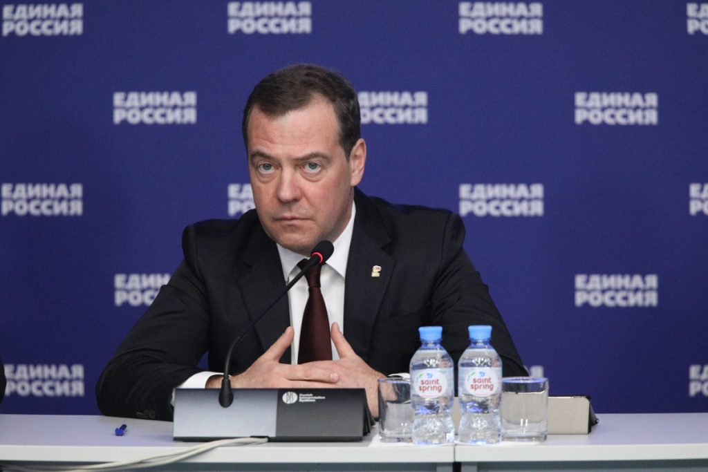 Медведев о задержании Звинчука: «На всех россиян объявлена охота»